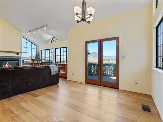 910 Vista Del Collados, San Luis Obispo, California 93405