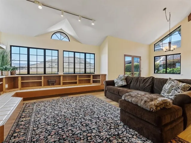 910 Vista Del Collados, San Luis Obispo, California 93405