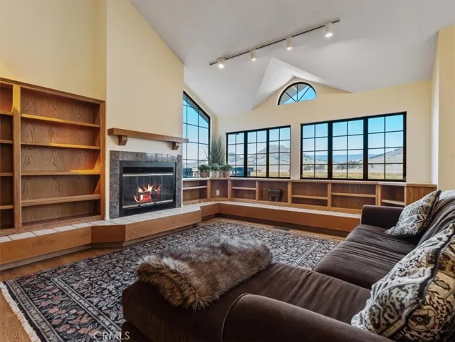 910 Vista Del Collados, San Luis Obispo, California 93405