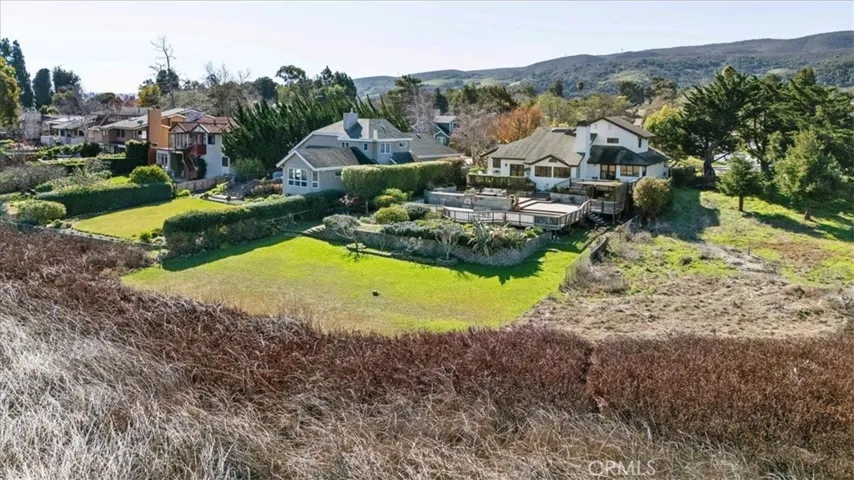 910 Vista Del Collados, San Luis Obispo, California 93405