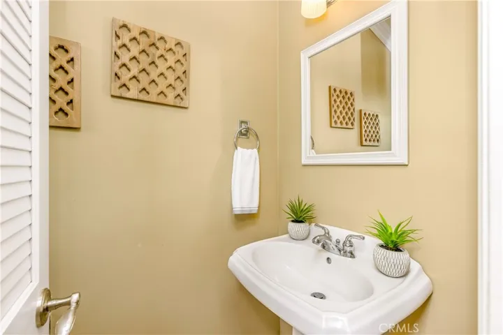 3951 Palos Verdes Drive South, Rancho Palos Verdes, California 90275
