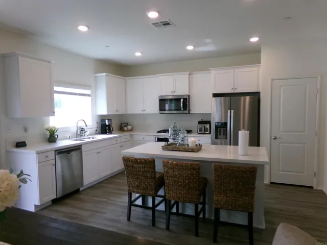 31169 Linden Flower, Winchester, California 92596