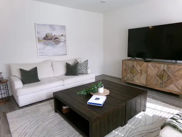 31169 Linden Flower, Winchester, California 92596