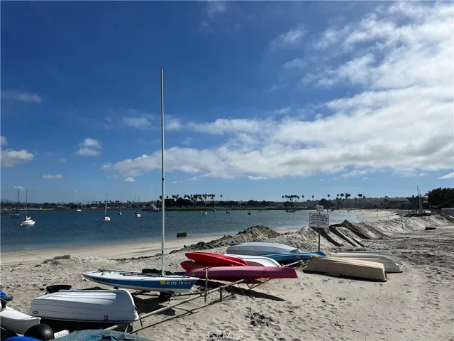828 Coronado Court, San Diego, California 92109