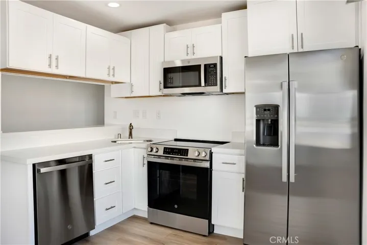 828 Coronado Court, San Diego, California 92109