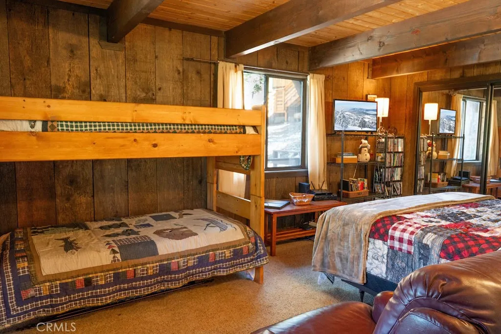 961 Villa Grove Avenue, Big Bear, California 92314 home-pic-15