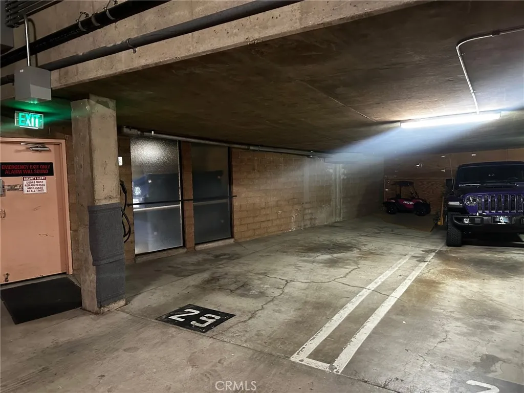 2700 E Panorama Drive 208, Signal Hill, California 90755 home-pic-33