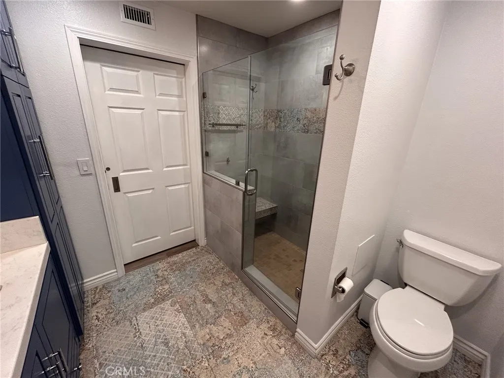 2700 E Panorama Drive 208, Signal Hill, California 90755 home-pic-14