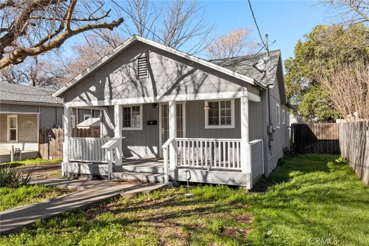 1026 W 5th Street W, Chico, California 95928