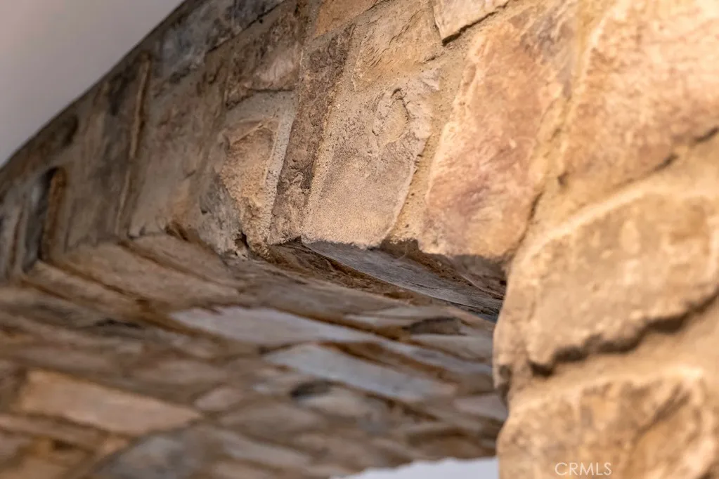 1177 Norwich Lane, Ventura, California 93001 home-pic-35