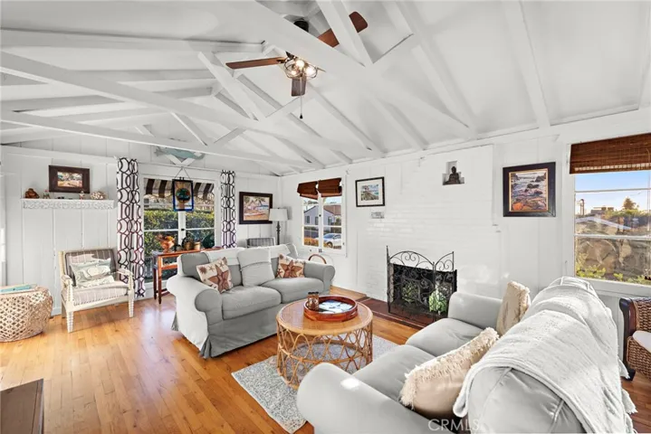 614 Thalia Street, Laguna Beach, California 92651