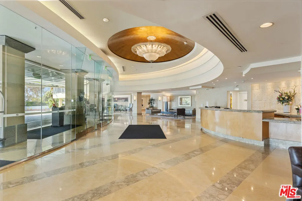 201 Ocean Avenue 510p, Santa Monica, California 90402 home-pic-2