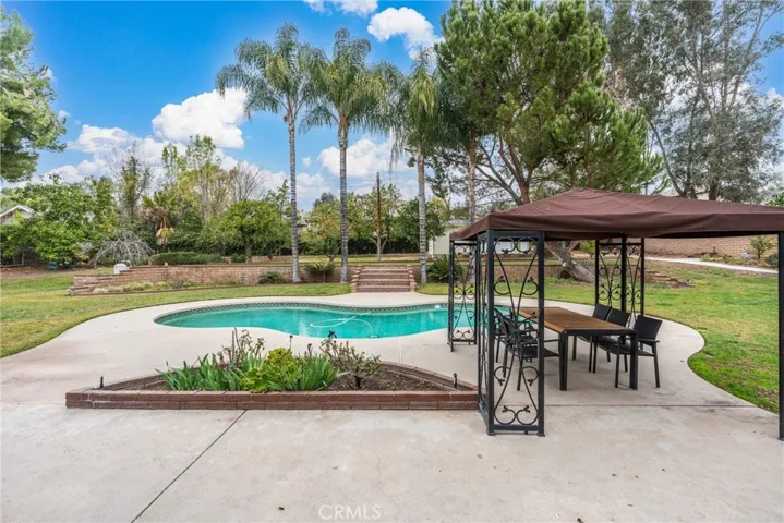 29686 Santa Ana Canyon Road, Highland, California 92346