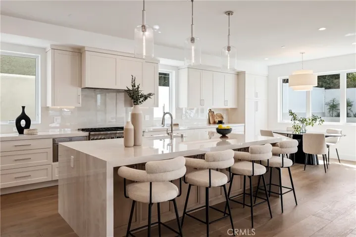 711 N Dianthus Street, Manhattan Beach, California 90266