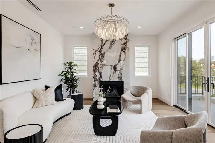 711 N Dianthus Street, Manhattan Beach, California 90266