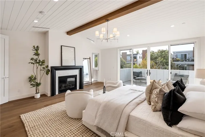 711 N Dianthus Street, Manhattan Beach, California 90266