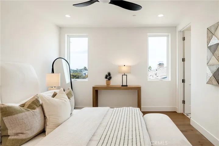 711 N Dianthus Street, Manhattan Beach, California 90266