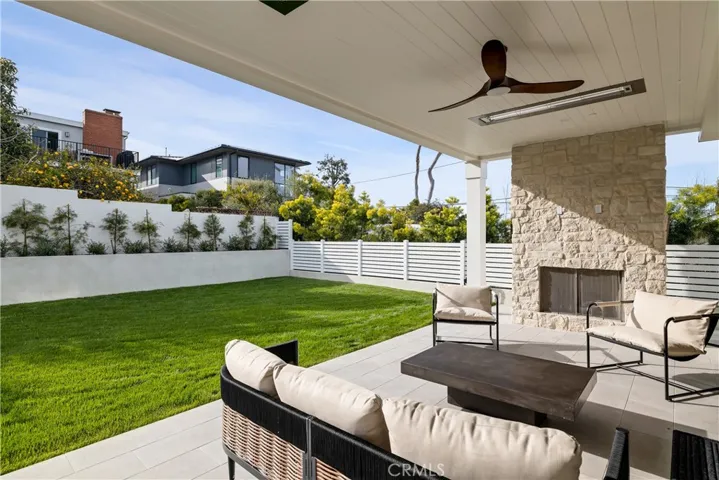 711 N Dianthus Street, Manhattan Beach, California 90266