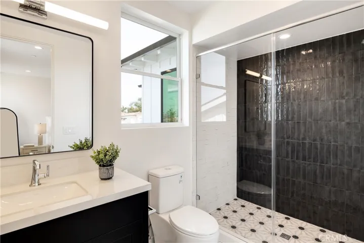 711 N Dianthus Street, Manhattan Beach, California 90266