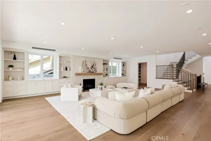 711 N Dianthus Street, Manhattan Beach, California 90266