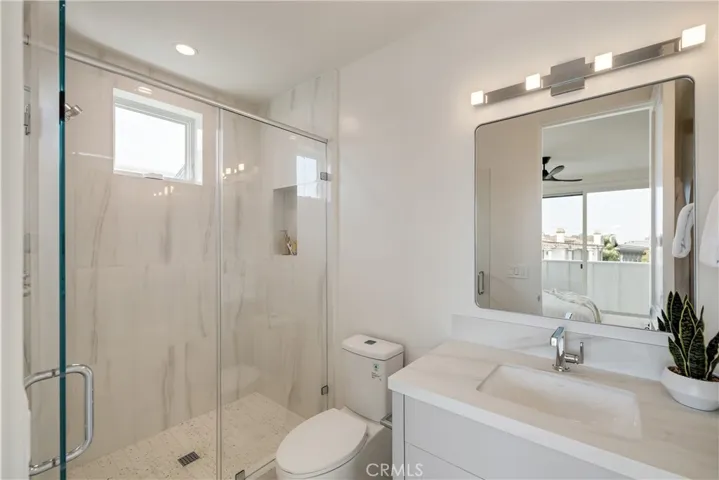 711 N Dianthus Street, Manhattan Beach, California 90266