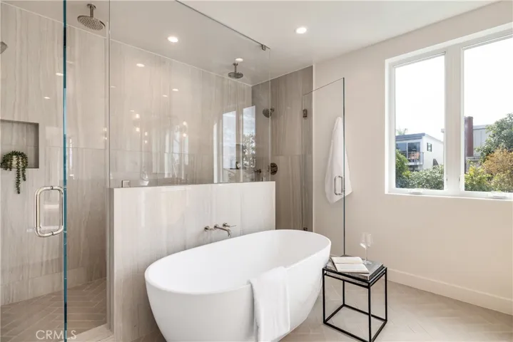 711 N Dianthus Street, Manhattan Beach, California 90266