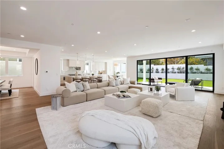 711 N Dianthus Street, Manhattan Beach, California 90266