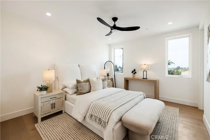 711 N Dianthus Street, Manhattan Beach, California 90266