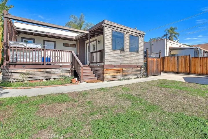 1888 E Villa Street, Pasadena, California 91107