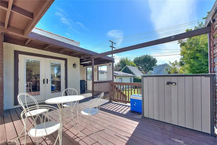 1888 E Villa Street, Pasadena, California 91107