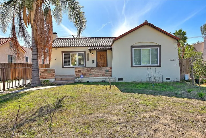 1888 E Villa Street, Pasadena, California 91107