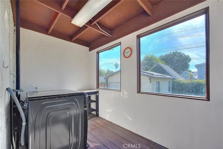 1888 E Villa Street, Pasadena, California 91107