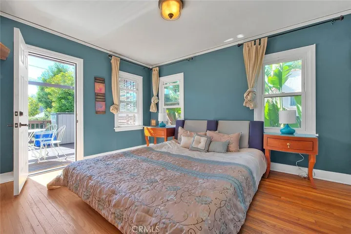 1888 E Villa Street, Pasadena, California 91107