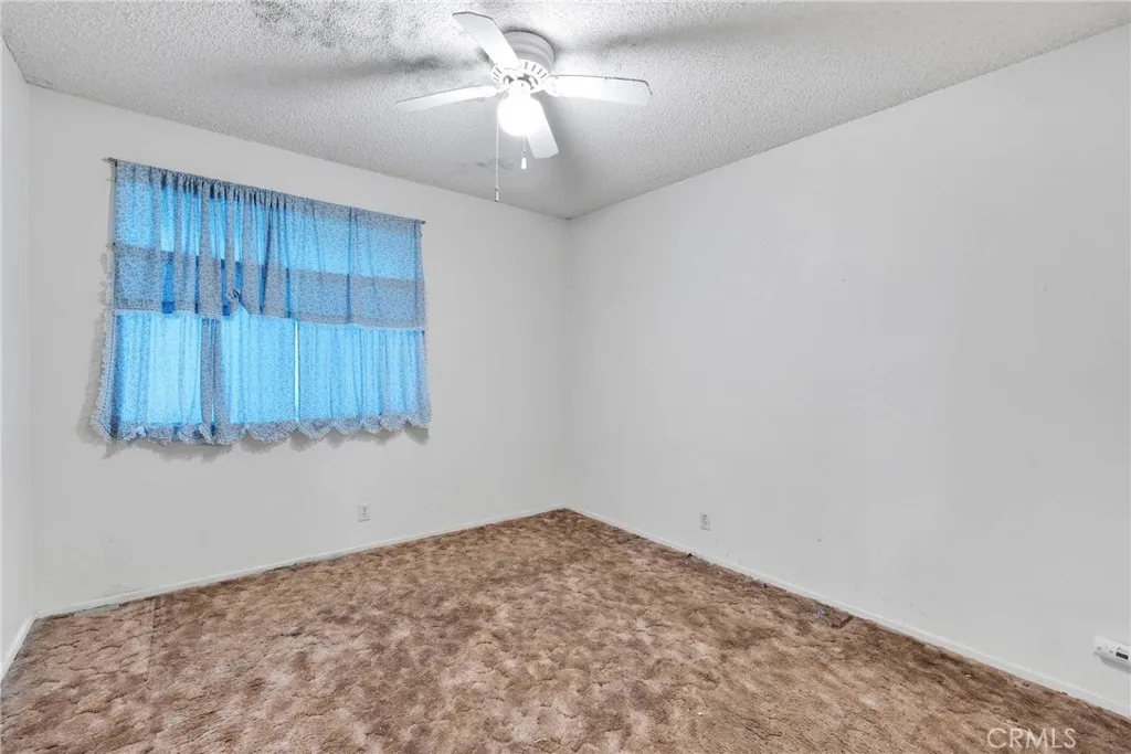 12542 11th Avenue, Victorville, California 92395 home-pic-17