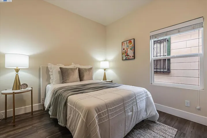 2219 E 27th St, Oakland, California 94606