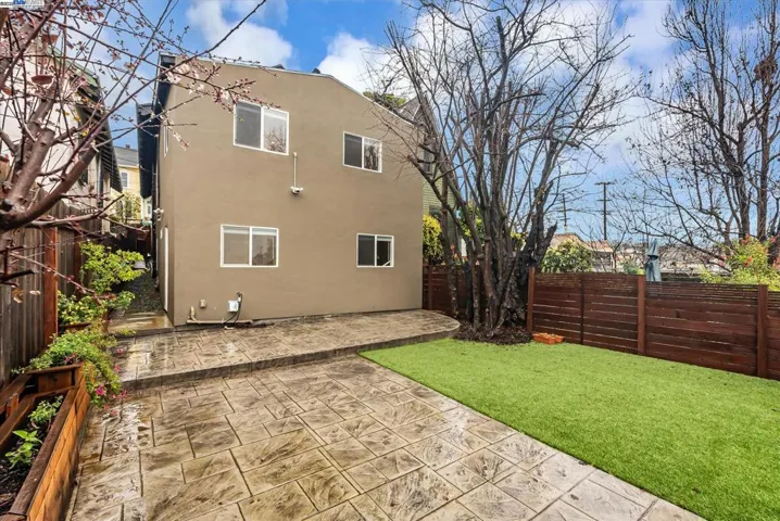 2219 E 27th St, Oakland, California 94606