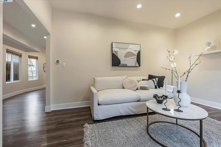 2219 E 27th St, Oakland, California 94606