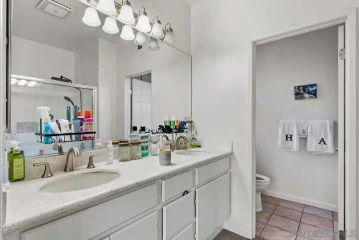 9607 W Canyon Ter 2, San Diego, California 92123