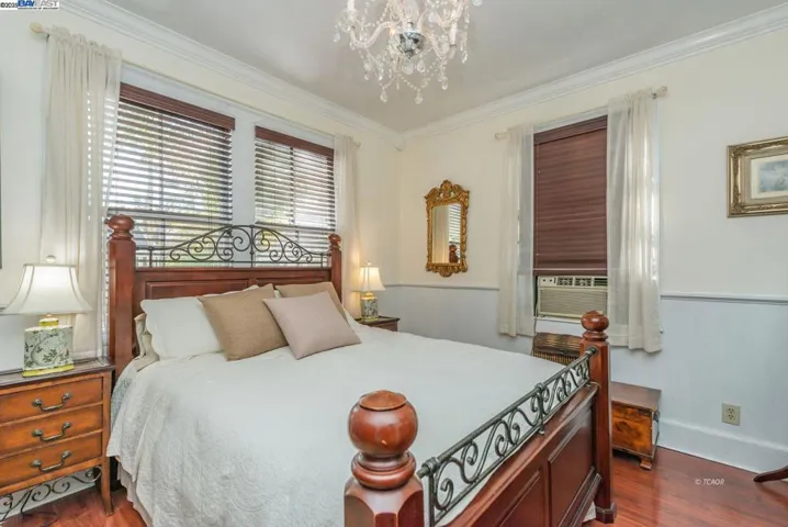 65 Court St., Weaverville, California 96093