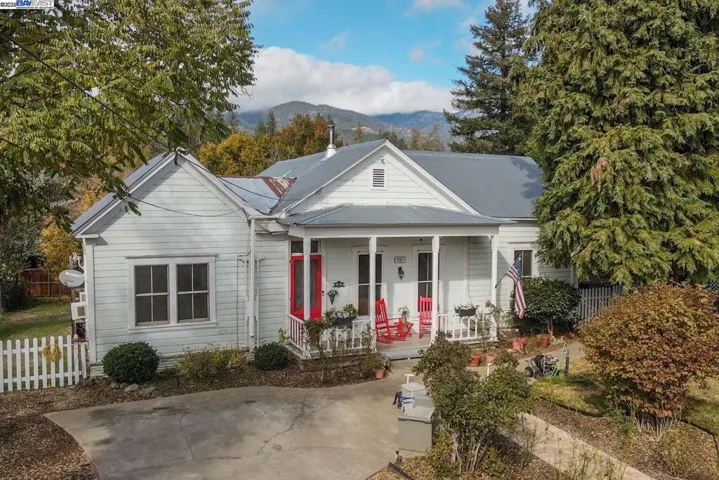 65 Court St., Weaverville, California 96093
