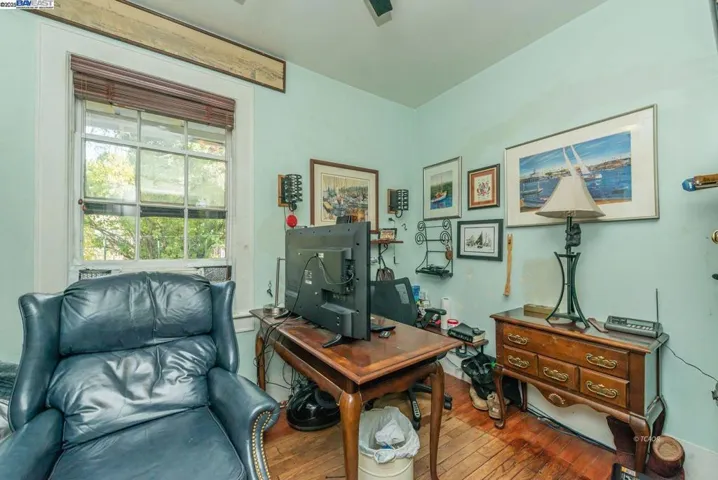 65 Court St., Weaverville, California 96093