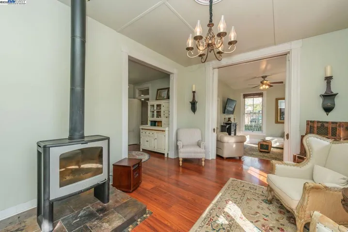 65 Court St., Weaverville, California 96093