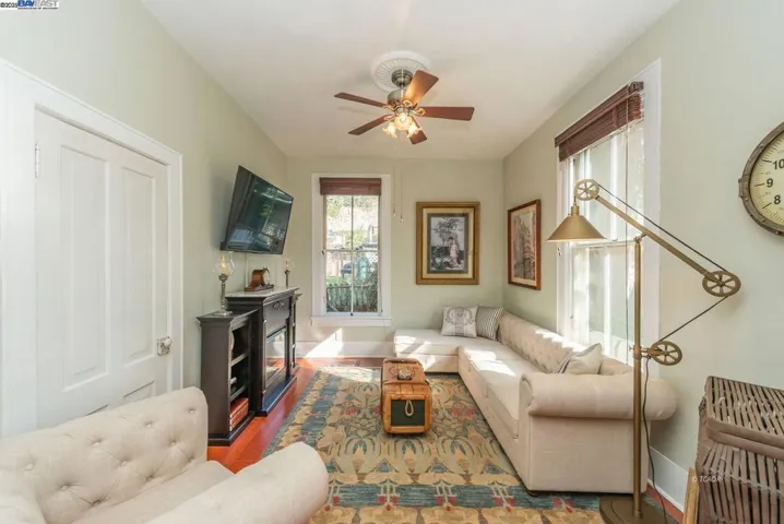 65 Court St., Weaverville, California 96093
