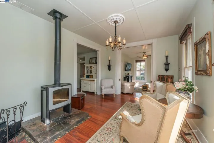 65 Court St., Weaverville, California 96093