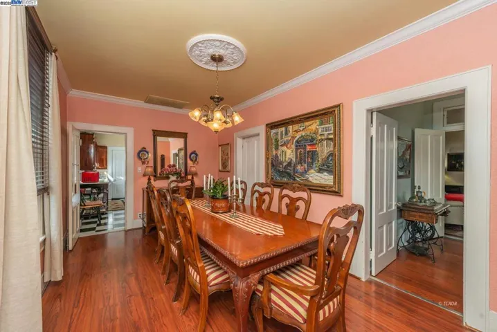 65 Court St., Weaverville, California 96093