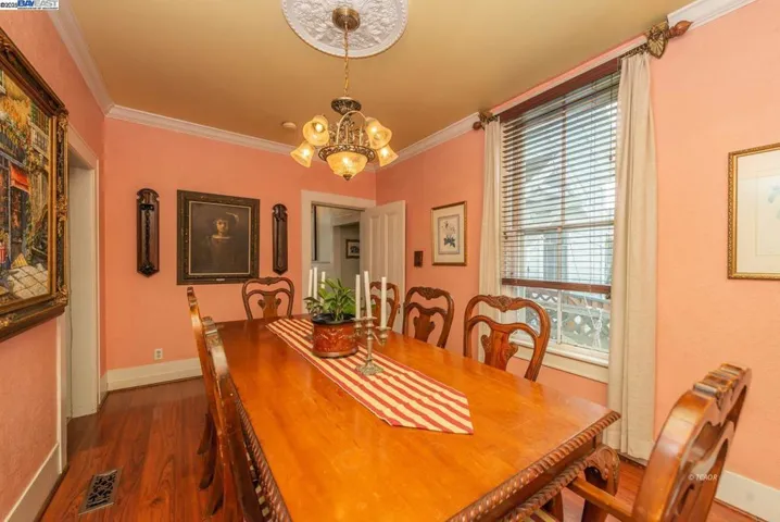 65 Court St., Weaverville, California 96093