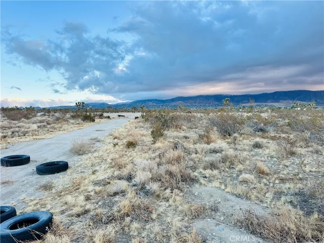 0 La Mesa Road, Pinon Hills, California 92372