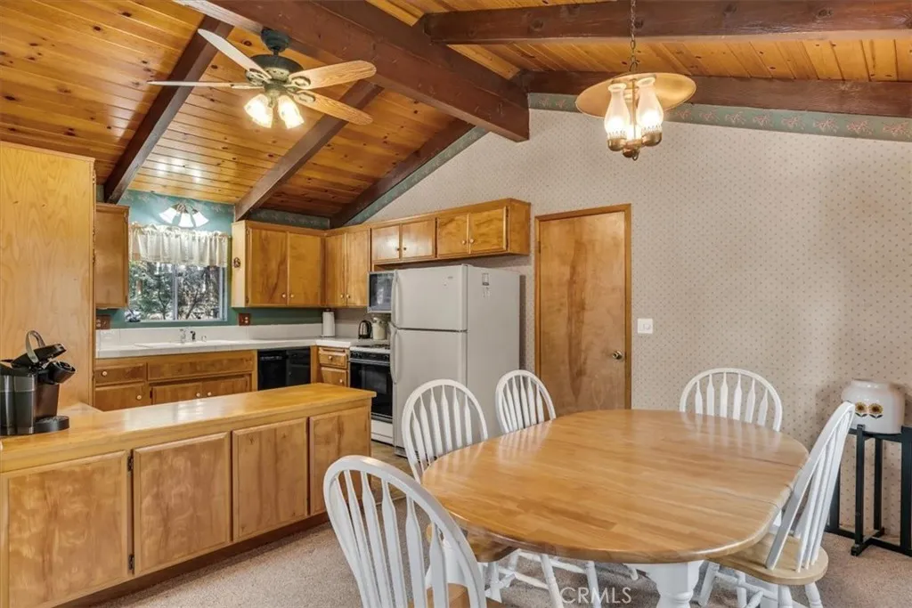 1627 Barbara Street, Wrightwood, California 92397 home-pic-8