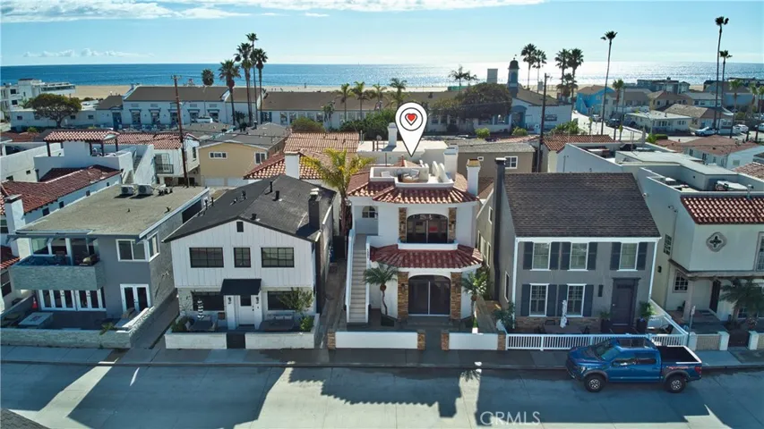 1321 1/2 DOWNSTAIRS IS ALSO AVAILABLE FOR LEASE