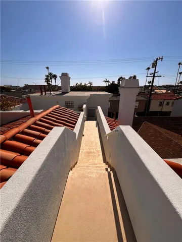 Deck walkway